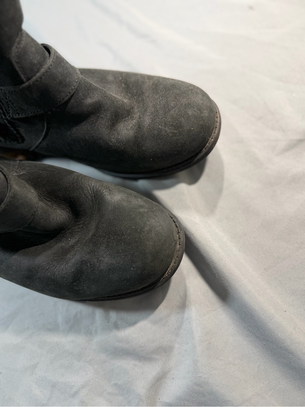 UGG Oregon winter boot in black women's size 6.5 Leather - Picture 2 of 9
